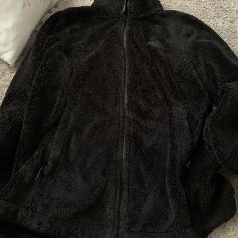 Black north face jacket